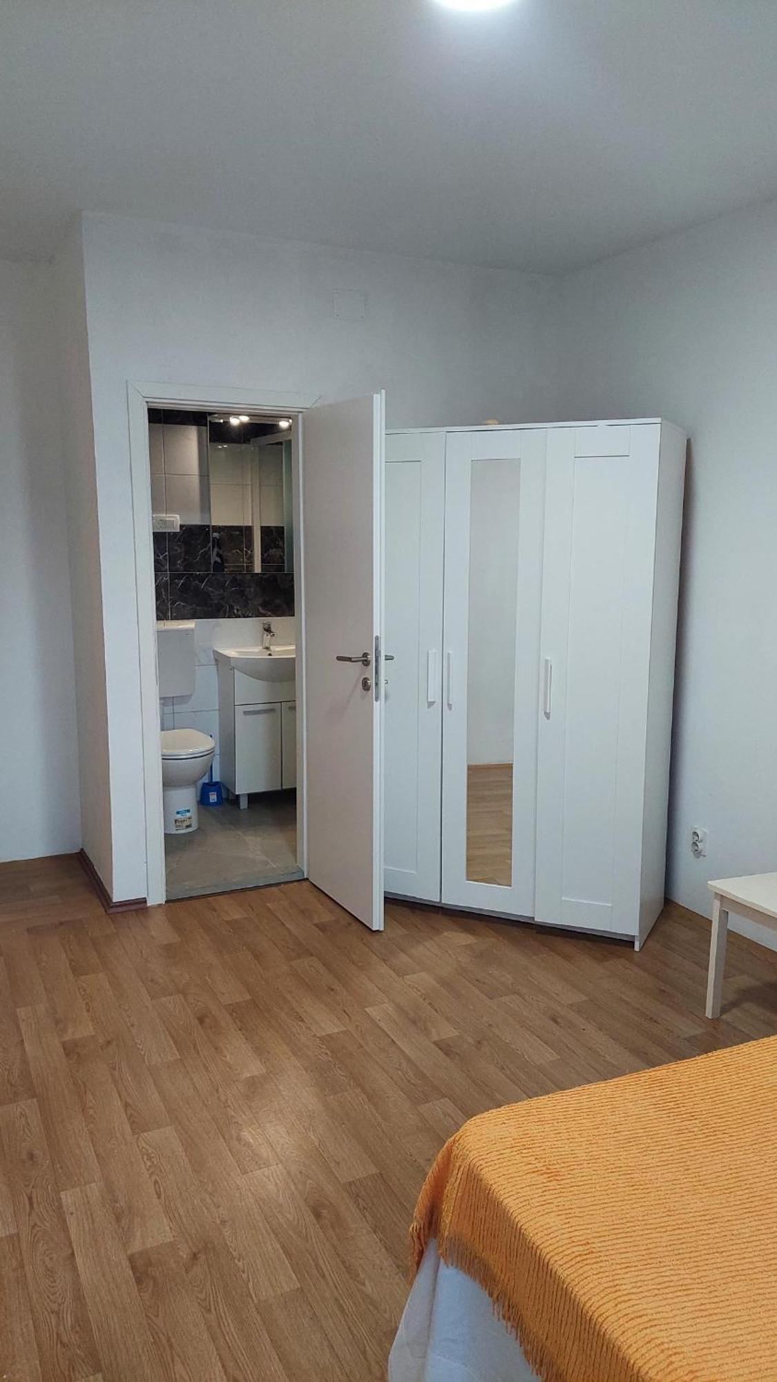 Room With Private Toilet And Terrace In City Center In Shared Apartment Split Zewnętrze zdjęcie